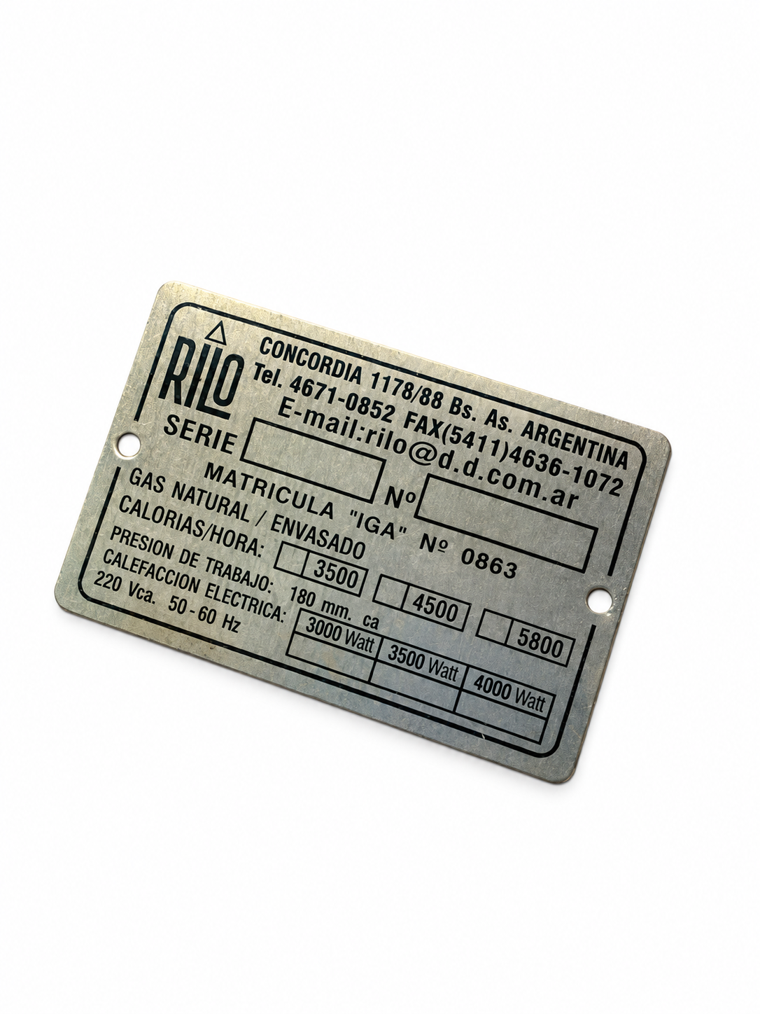 Placa de características Rilo para equipos. Realizado por Grabados Fenix.